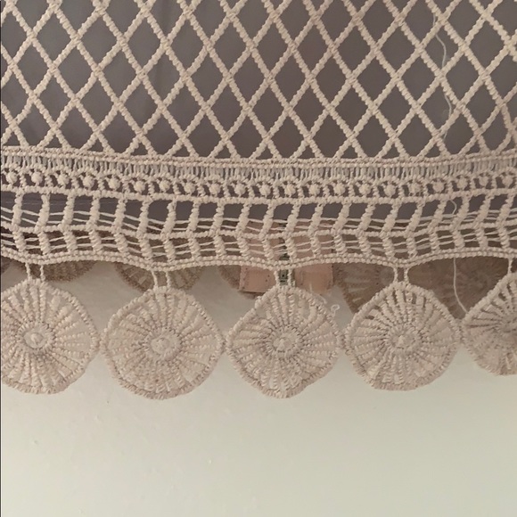 Women’s light pink crop tank top blouse - Picture 4 of 7